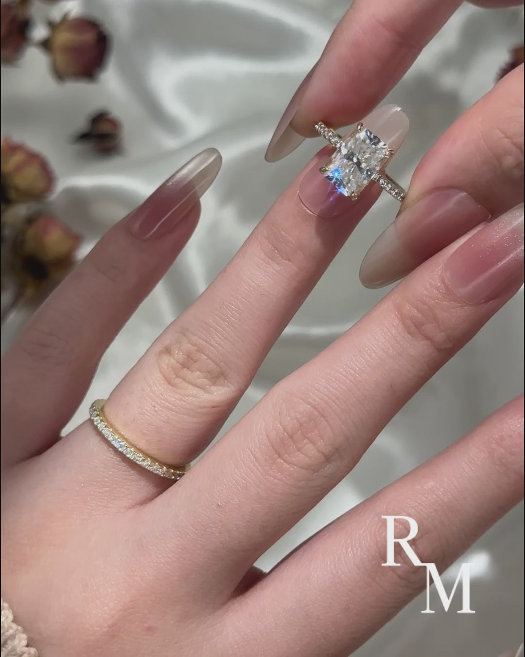 Rodiffy Moissanite 3.5 Ct Radiant Cut Yellow Gold Wedding Ring For Women