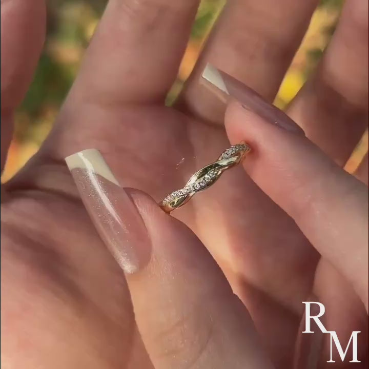 Rodiffy Moissanite 0.3 Ct Round Cut Pave Yellow Gold Wedding Band