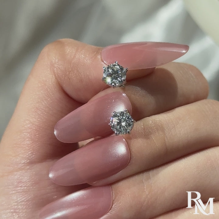 S925 Moissanite 0.8Ct*2PC Round Cut 18K White Gold Plated Stud Earrings For Daily Wear