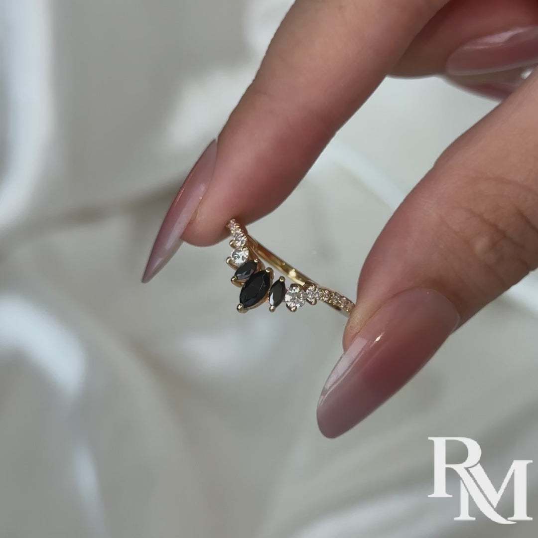 S925 Moissanite 0.7Ct V‑Shape Marquise Black Stone & White Side Stones Stackable Travel Ring For Women
