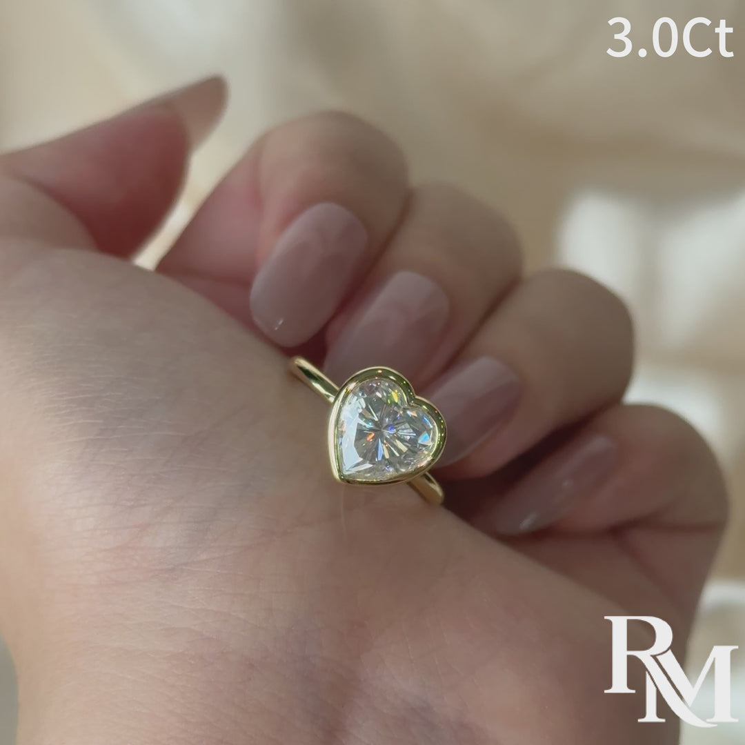 S925 Moissanite 3.0Ct Heart Bezel-Set Solitaire 18K Gold Plated Ring
