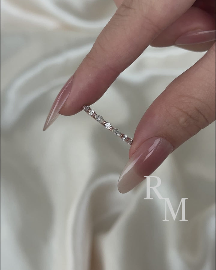 Rodiffy Moissanite 0.55 Ct Marquise-Round Rose Gold Wedding Band