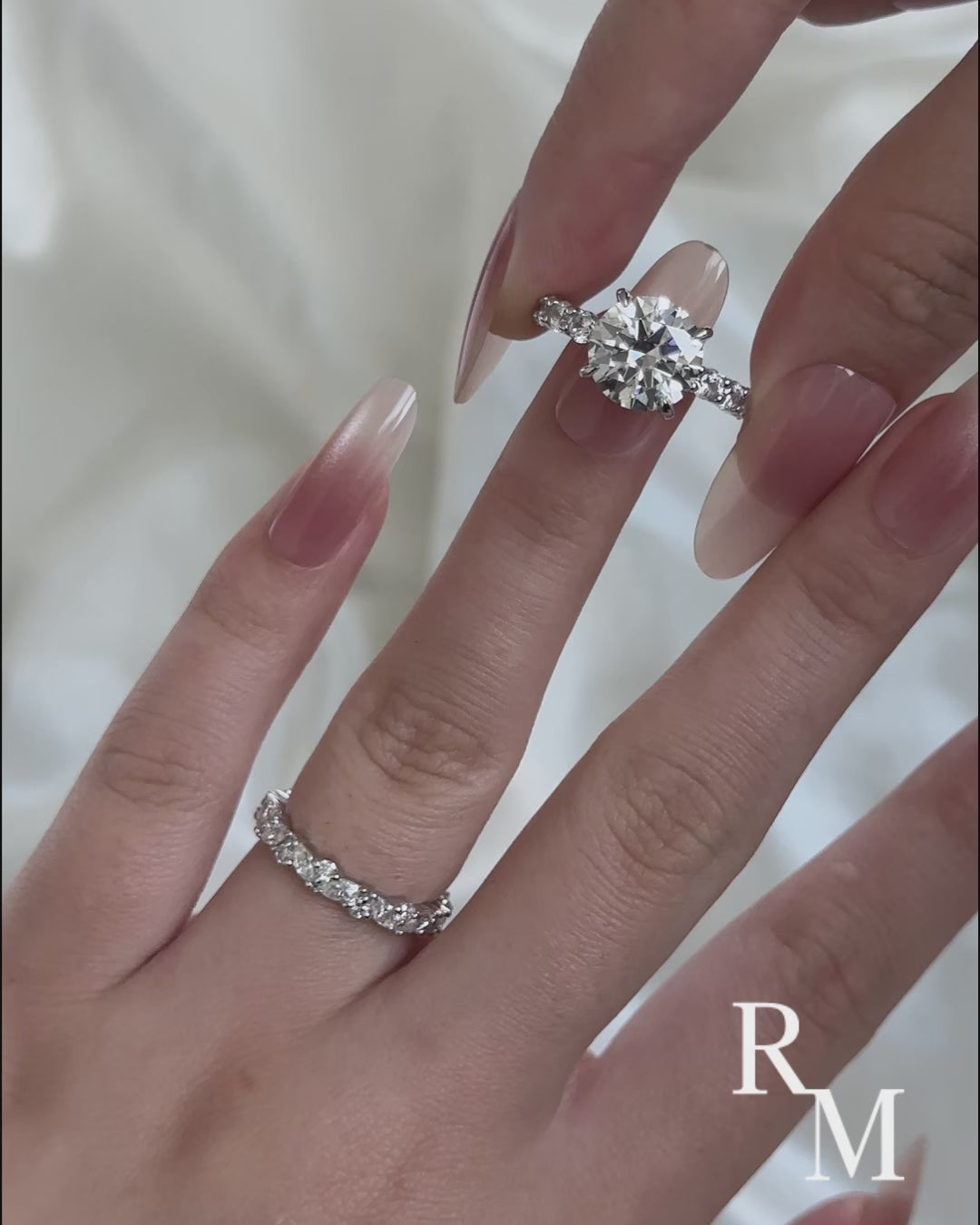 Moissanite 4.0Ct Round Cut White Gold Wedding Ring with Round & Marquise Cut Wedding Ring