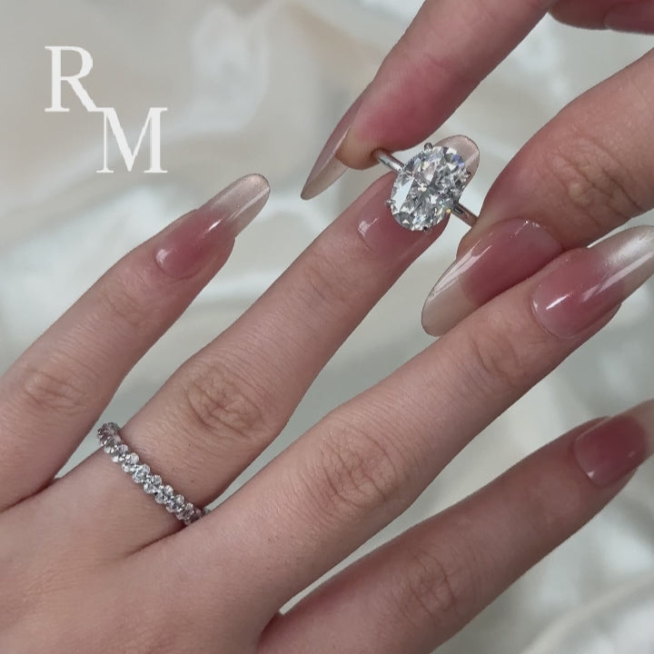 Rodiffy Moissanite 5.5Ct Solitaire Oval Cut White Gold Engagement Ring with Eternity Oval Cut Ring