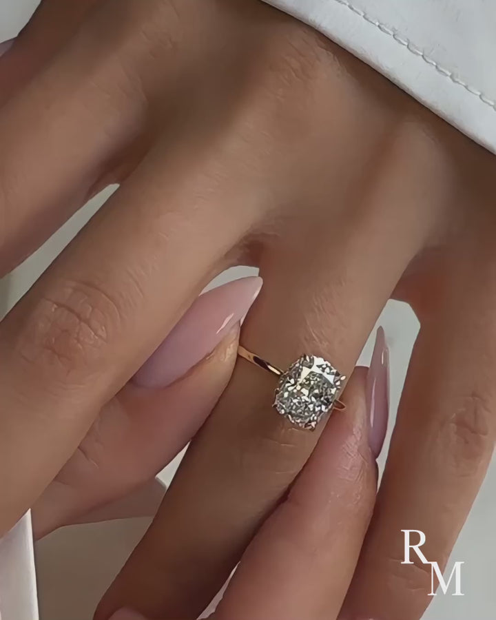 Moissanite Solitaire 4.0 Ct Cushion Cut White Gold Engagement Ring
