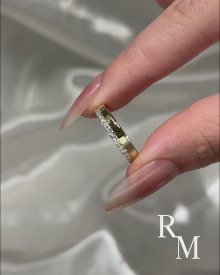 Rodiffy Moissanite S925 0.48ct Round Brilliant Cut Yellow Gold Eternity Wedding Band in Sterling Silver