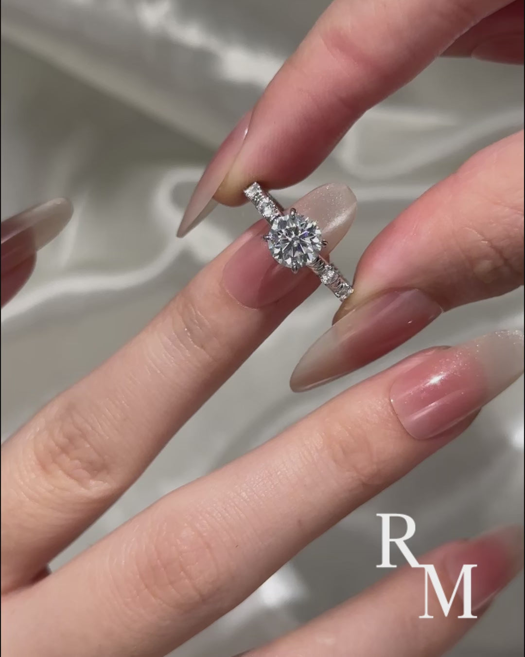 Moissanite 1.2 Ct Round Cut White Gold Engagement Ring