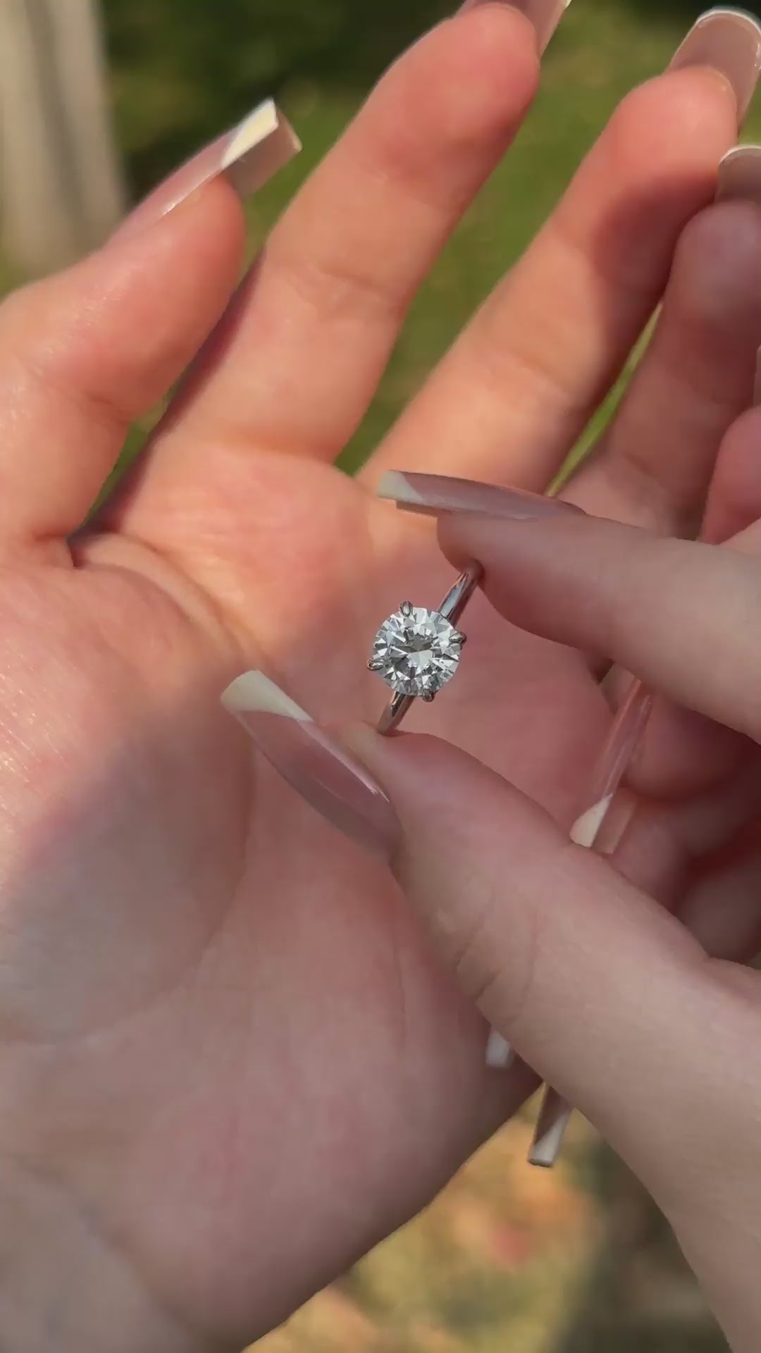 Rodiffy Moissanite 2.0~3.0 Ct Round Cut White Gold Promise Ring