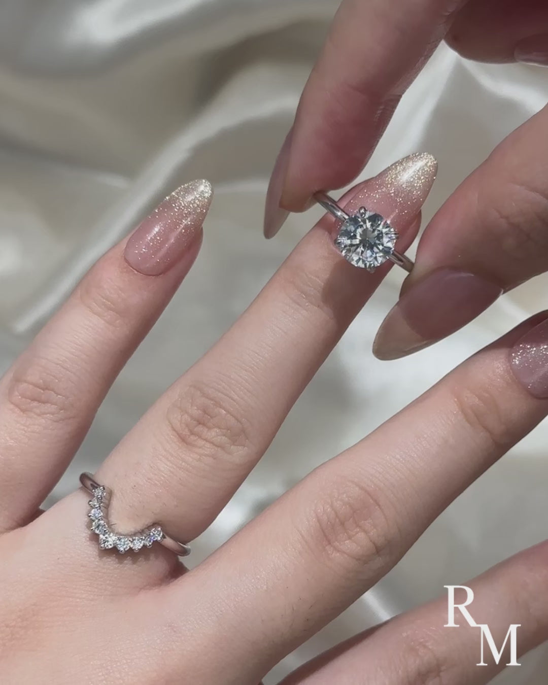 Rodiffy Moissanite 2.0 Ct Round Cut White Gold Wedding Ring Set