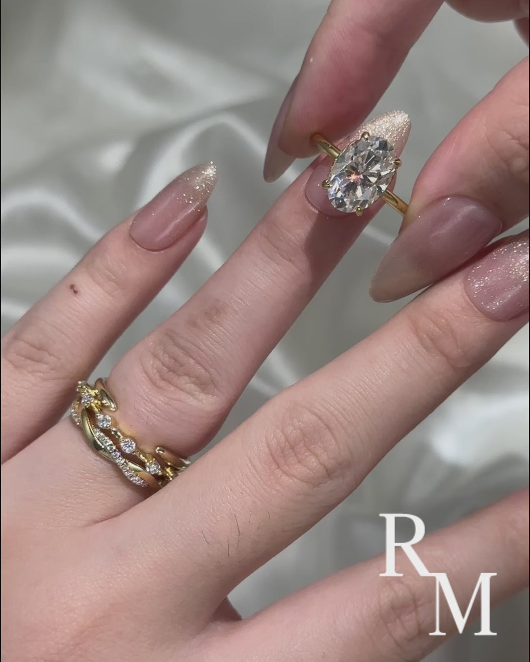 Moissanite 4.0Ct Oval Cut Yellow Gold Bridal Ring Set with Open Wedding Band