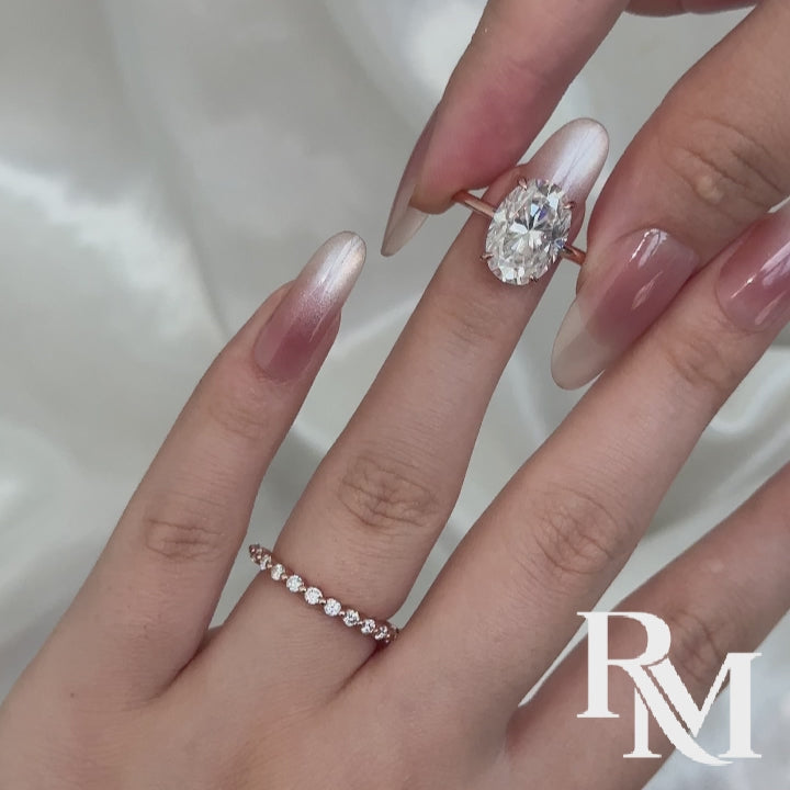 S925 Moissanite Solitaire 5.5Ct Oval Cut Rose Gold Wedding Ring Set With Round Cut Wedding Band
