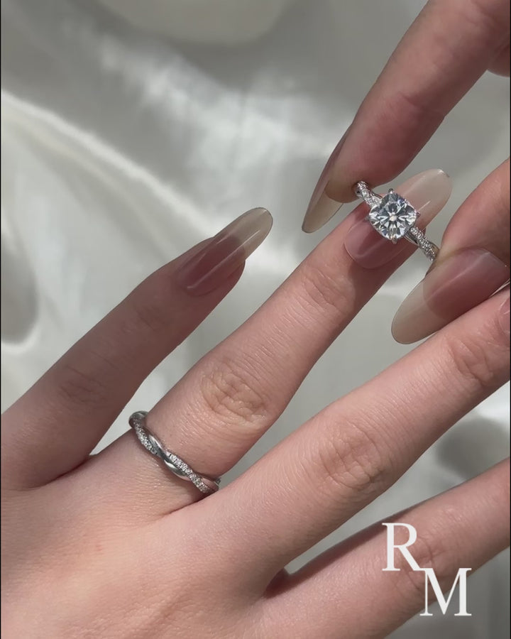 Moissanite 2.0Ct Cushion Cut Twist Wedding Ring Travel Ring In Sterling Silver