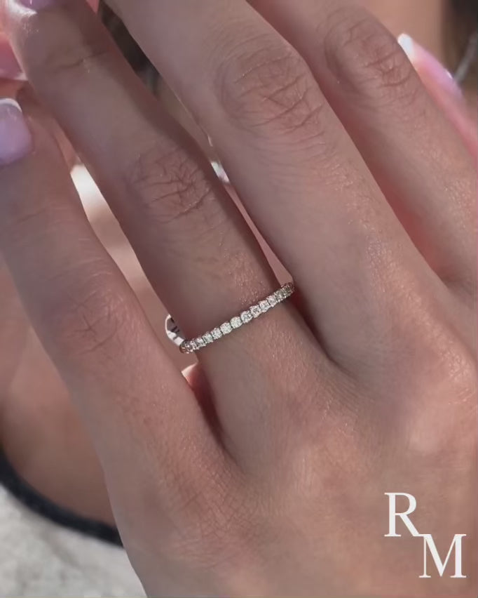 4.0 Ct Round Cut White Gold Moissanite Diamond Wedding Ring