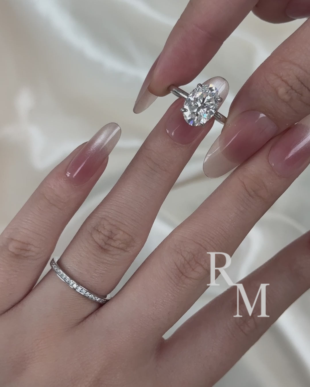 Moissanite 4.0Ct Solitaire Oval Cut White Gold Wedding Ring with Pavé Eternity Ring