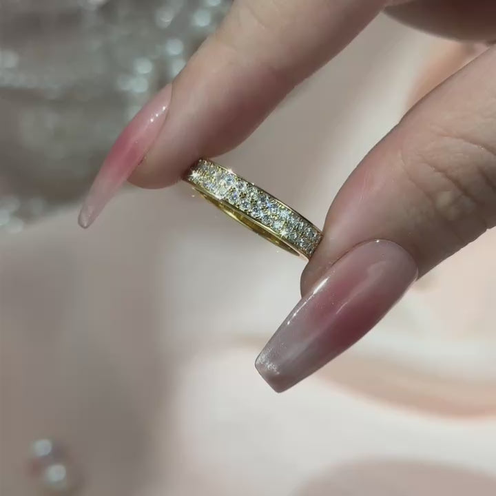 Half 1.0 Ct Round Cut Moissanite Wide Wedding Band In Sterling Silver