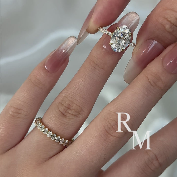 Moissanite 4.0Ct Hidden Halo Oval Cut Yellow Gold Engagement Ring with 3.0Ct Oval Cut Wedding Band