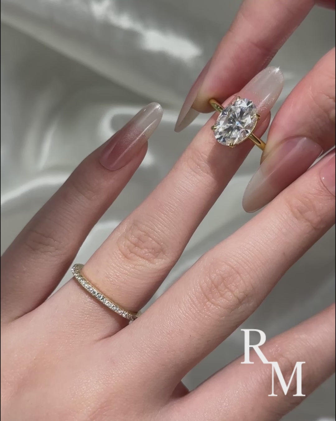 Rodiffy Moissanite 4.0 Ct Hidden Halo Solitaire Oval Cut Yellow Gold Wedding Ring