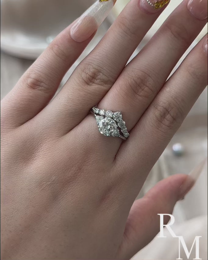 Rodiffy Moissanite 1.2 Ct Round Cut/ 4.0Ct Heart Cut White Gold Wedding Ring Set