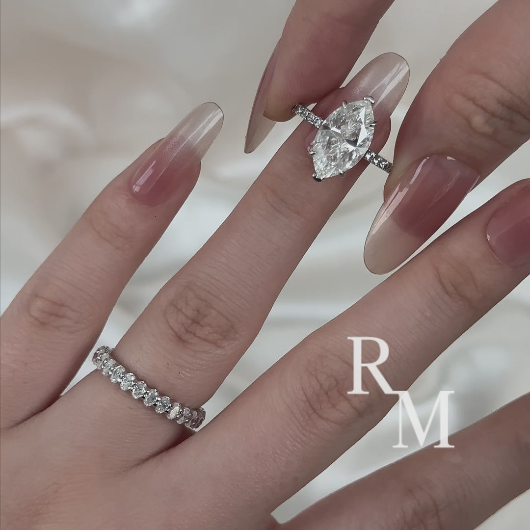 Moissanite 2PC 4.0 Ct Marquise Cut White Gold Bridal Ring Set with Oval Cut Wedding Band