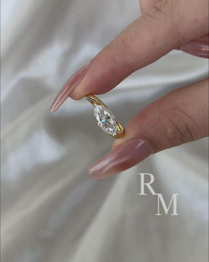 Moissanite 2.0Ct Yellow Gold East-West Marquise Cut Curve Band Engagement Ring